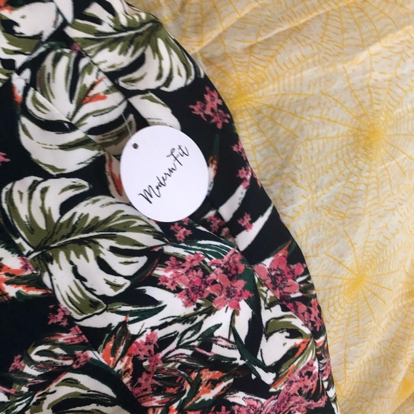 Pants - Picture 3 of 4